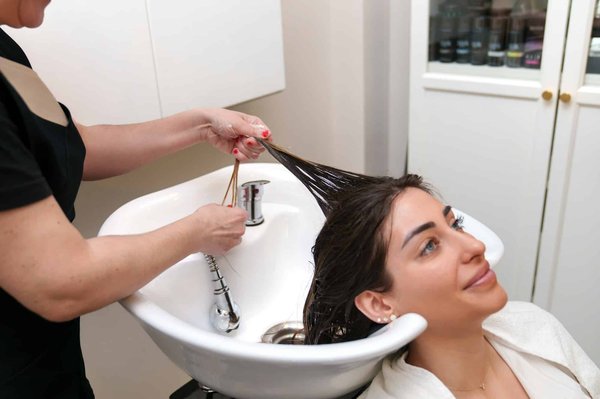 Hydrater le cuir chevelu : guide ultime